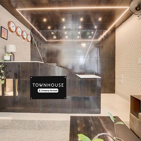 Super Townhouse Hbr Layout Bangalore Exterior foto