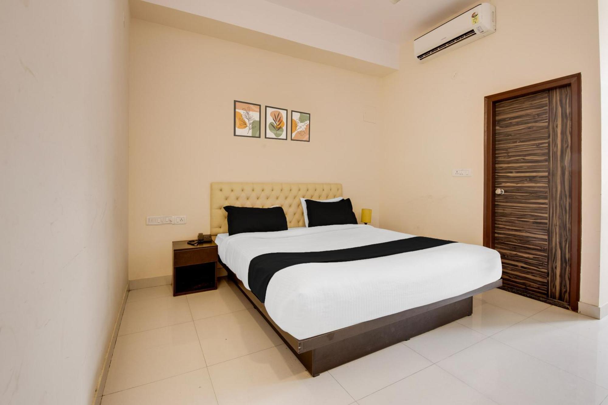 Super Townhouse Hbr Layout Bangalore Exterior foto